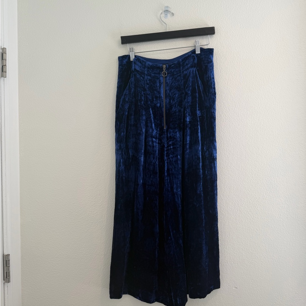 Intermix - Velvet Retro Wide Leg Pants - Blue - Size 6
